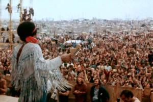 Jimi-Hendrix-at-Woodstock4