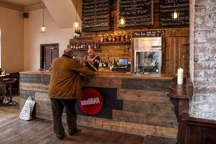 Small Bar, Bristol