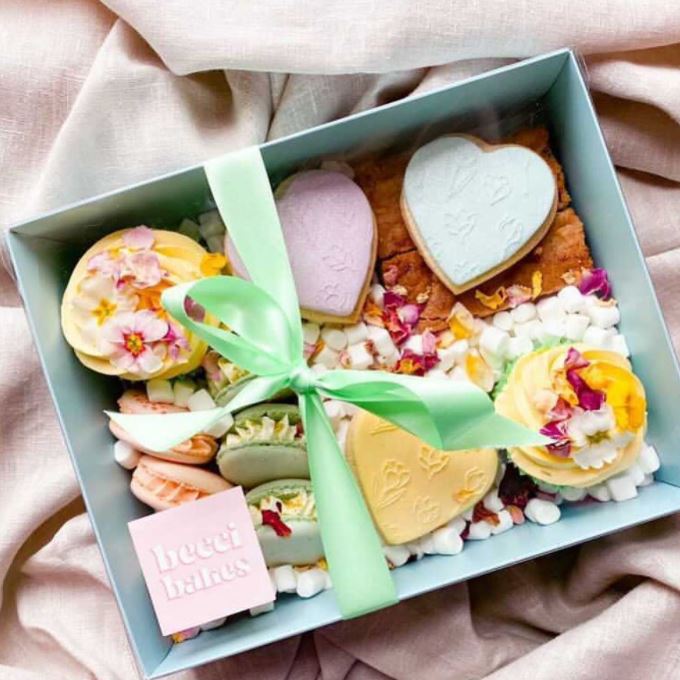 Becci Bakes Bristol Mother's Day box